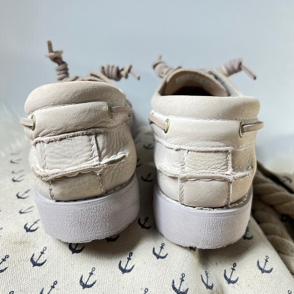 Lt Purple Leather Hand Sewn Slip On Boat Shoes Timberland Women’s Size 8 - Picture 2 of 11